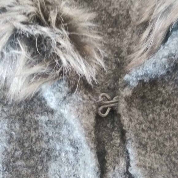 Chico's women's size 1 (M) gray marbled short sleeve wool blend cardigan - Picture 7 of 15